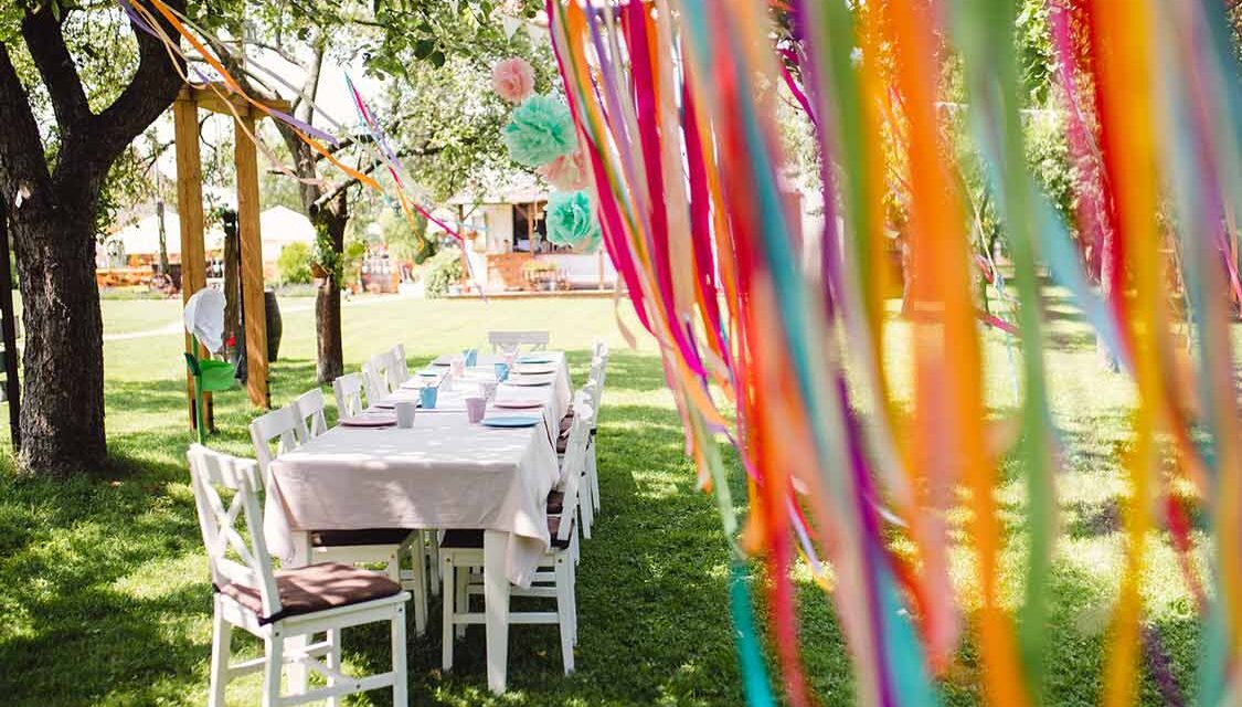 Gartenparty zum Geburtstag – Ideen, Deko & Spiele für Kinder & Erwachsene