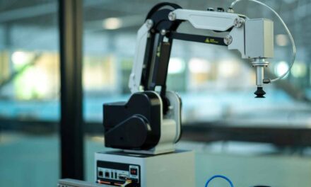 KI in der Industrie 4.0: Chancen & Beispiele für Unternehmen