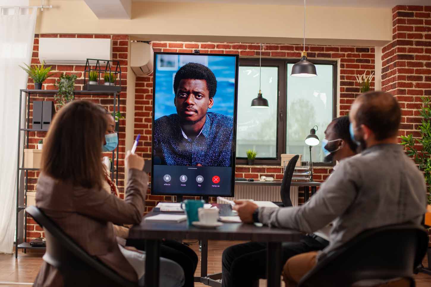 wie-gefährlich-sind-deepfakes-desinformationen Was ist künstliche Intelligenz einfach erklärt