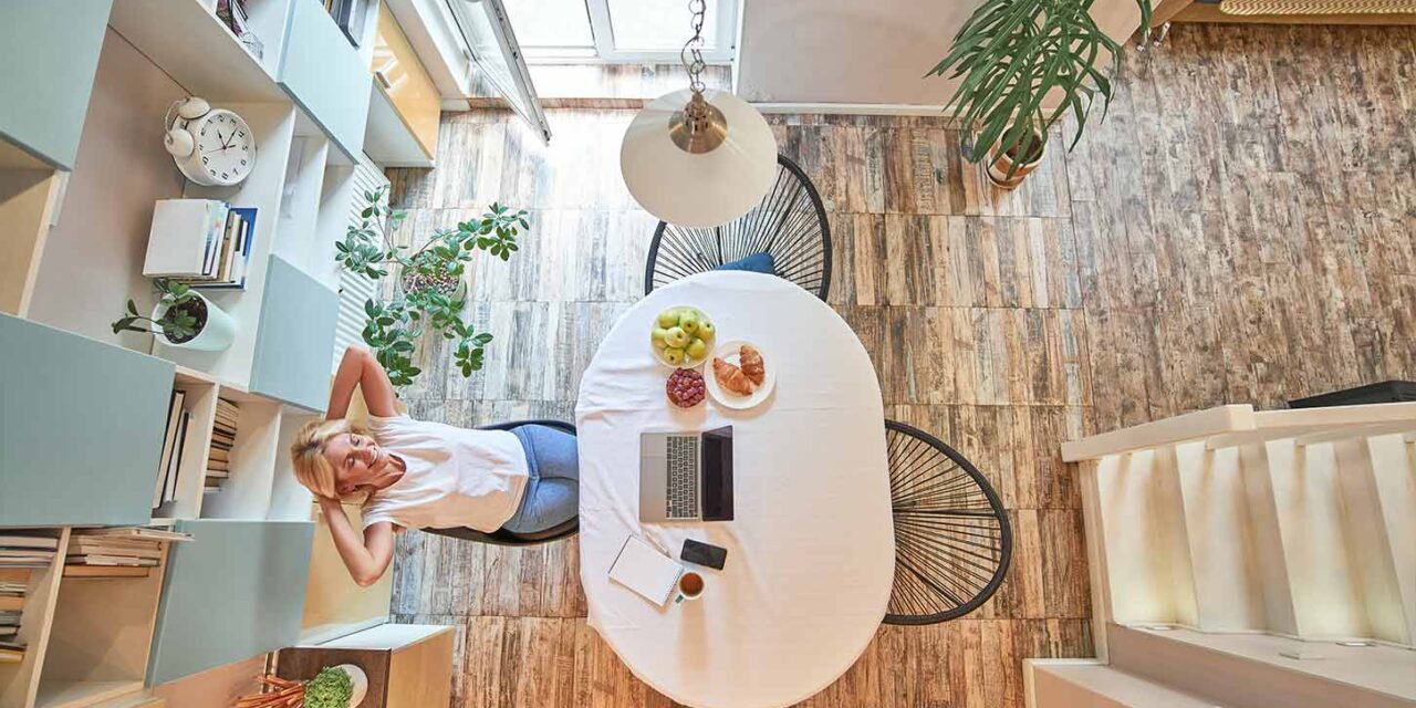 Die besten DIY-Tipps: Wohnung kühlen ohne Klimaanlage